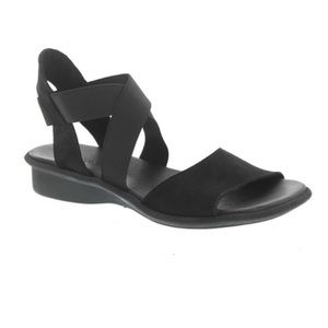 Arche | Satia sandal in Black Buck Suede | Euro 40 US 9